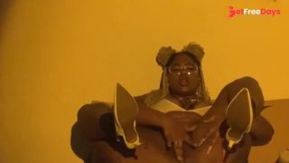 Puta colegial brasileira tendo mltiplos orgasmo na aula da safadeza vem me fazer gozar-2