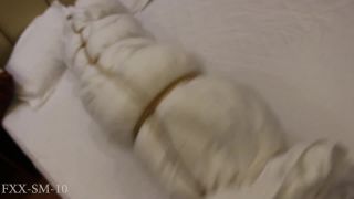 fan xiao xiao BDSMFXX-SM-10 终章 圣诞特辑，未知陷阱 提拉股绳 固定强制（离别片-极限片）-9