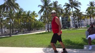 Hanging Out In Miami Gets Caught muscle Kelsi Monroe-1