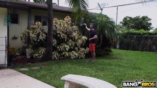 The Hose Knows amateur Kira Perez-1