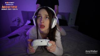 Anny Walker - Gamers Stepsister Sucks Dick And Rides - Stockings-4