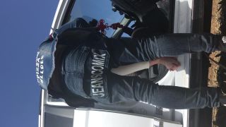 Sex in the car (Blowjob porn)-1