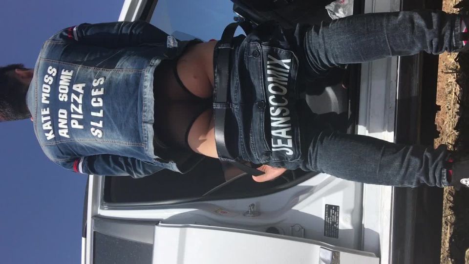 Sex in the car (Blowjob porn)