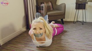 Lil Missy - Gym Girl Gets Tied In Uncomfortable Position (Jun 1, 2025 - BDSM-1