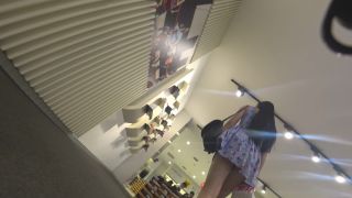 [thecandidforum.com] Girlfriends at the mall  [2017, Upskirt, Voyeur, 2160p, CamRip] | 2017 | voyeur-0