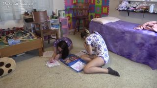 Diaperedonline2Picky Pookie Picky  Pookie Coloring on Floor-3