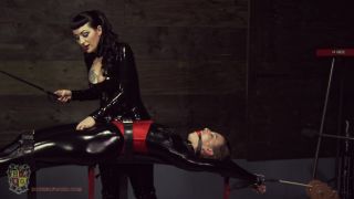 House of Gord19 03 02 Elise Graves & Lady Vi - Tickled & Tormented (Scene)-7