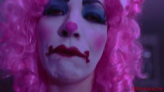 Clown girl savagely ass fucked and tonted by master on blowjob porn woodman casting anal-0