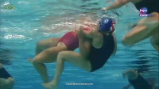 Waterpolo girls fight underwater  oops-2