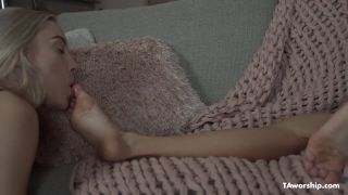 xxx video clip 32 foot fetish dominatrix feet porn | TAWorship – Distracted By Aiden | foot-5