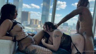 Zaddy2xVIP @lillianette @shaycoxx-0