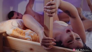 Surprise midnight fuck with Stepmom BigAss-8