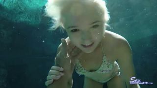 SexUnderWater presents elizajane gc 6k-1