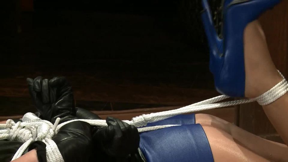 porn video 44 alanah rae bdsm Kobe Lee (Black And Blue / E0719), black on feet porn