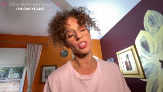 7174 Nice Girl Farts in your Face Vibewithmommy 1080p-9