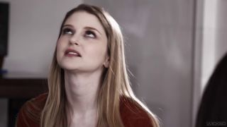 The Right Feeling (2025).-3