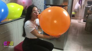 Custom Fetish - Kym G Attempts Blow Pops in the Kitchen - Fetish-8