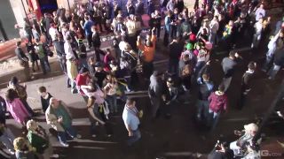 Mardi Gras 2011 Scene  8-4