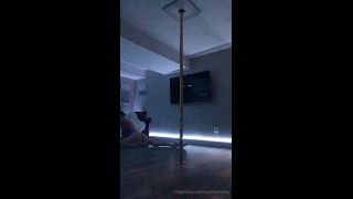 summeravery  Having some issues with connection for my live this ev - milf - milf porn -1