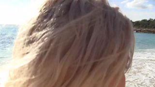Franziska Facella and Sara Jaymes - Surf and Muff (Amateur porn)-7
