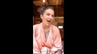 giaisabellaxx H265 2020-08-22 hatting you up, giving you a little inside scoop on what's happening on my OF, showin-1