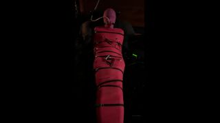 [Onlyfans] nataliemars All mummified in damazonia  s bed she fills an en3ma bag with her  9817215-4