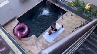  JanyLavign JanyLavign Has Fun With Her Stepbrother-1