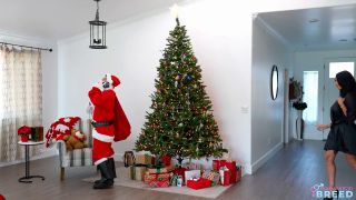 MomWantsToBreed – Anissa Kate: Cumming Down My Stepmom’s Chimney On Christmas  stepmom Anissa Kate-1