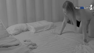 [K2S.CLUB] Reallifecam - Zoe And Guest Guy Have Hard Sex In The Dark 14.10.2025 - SD 612P-2