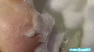 Популярное Хотел расслабиться с молоденькой малышкой в джакузи, но в итоге трахнул ее сладкую киску-6