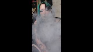Your fat neighbour vape, plays with her huge boobs and give herself a loud orgasm-2