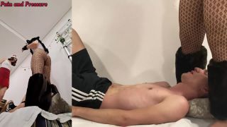 adult clip 48 Pain And Pressure: Anya and Beatriz - A Crusher Christmas on femdom porn hair fetish-9