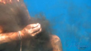 Gina Valentina's Hawaii 3 Adventure: Unmissable Exclusives-1