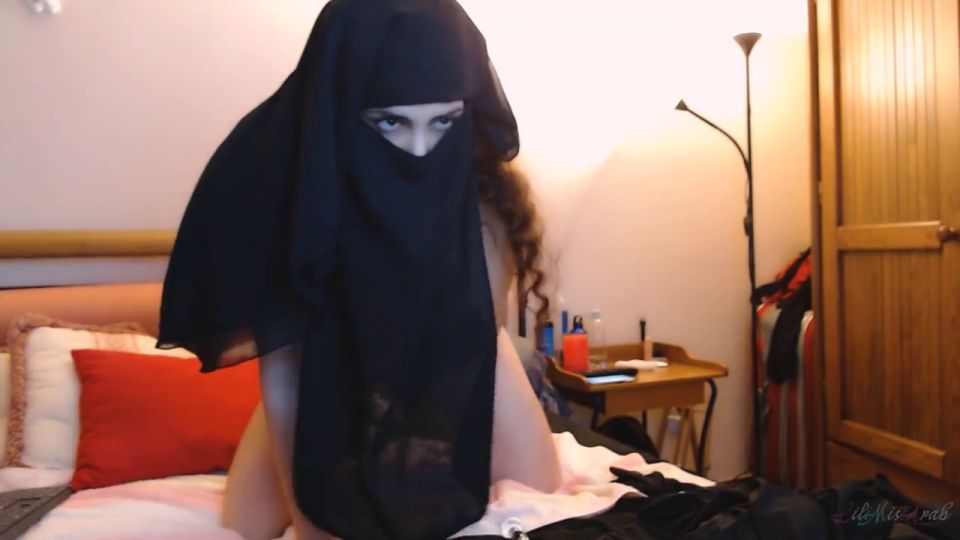 LiliMissarab - Arab Milf Wearing Hijab Rides Dildo