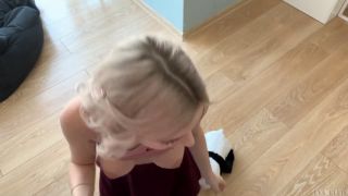 6228 Eva Elfie - Virgin Stepsister Learns A Blowjob On He   -9