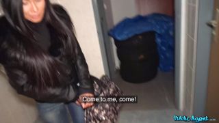 Suzie Q - Hot Thai In Gas Station Toilet Fuck (04.24.2018) *-2