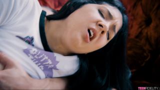 Valeria Valois - Voluptous Valerie - Hardcore-8