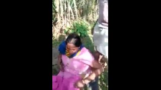 Desi aunty and old man caught having sex public forest video by-1