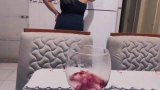 Hot Maid Hot maid and clean house, everything my boss loves, I do everything for him-7