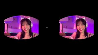 VRPRD-032 【8KVR】絶倫ゲーム配信者 @hibiki の裏アカ特定！DMしたらワンナイトOK彼女のプライベートルームで-1
