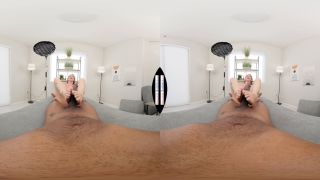 Horny MILF Lady LorReign VR Sex Fantasies 4K UltraHD-4