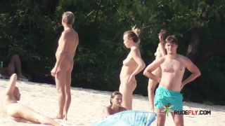 Hi!...here is some video of my last vacations in a nude plage-8