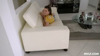 Lily Love 2021 10 10 StayHomeMilf - Massage For Massage 1080p-2