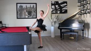 FTVGirls – Dakota – Teen’S Hidden Talents – Surprisingly Gifted _07 - [Webcam]-1