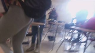 Schoolgirl s hot ass in classroom Voyeur!-3