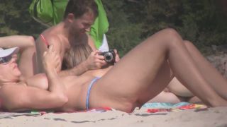 Blowjob in front of other  nudists-8