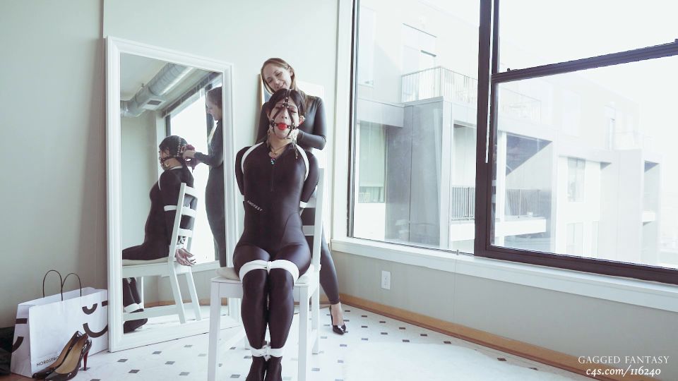 Sumii, Rachel Adams - Sumii Gag Demo featuring Rachel Ada...