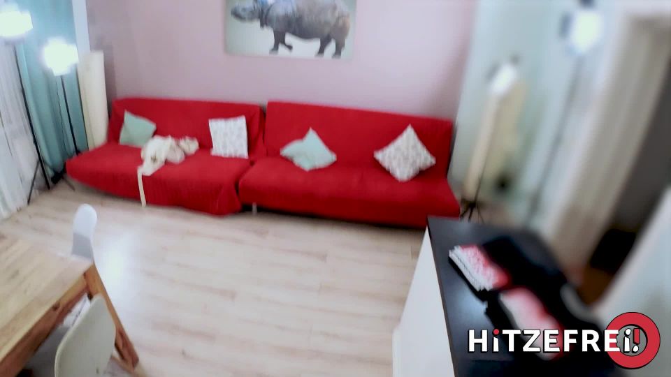 Big fat German Pornstar Ashley Cumstar enjoys a hot sex on a couch! BBW