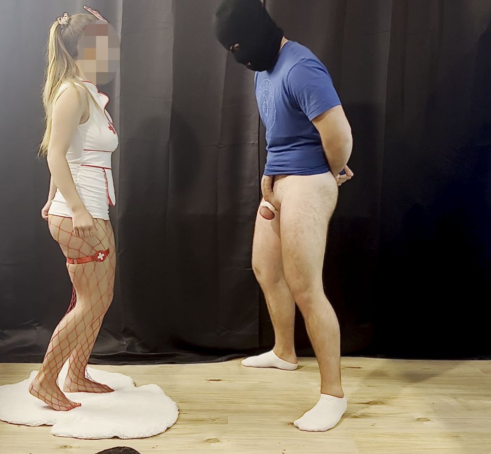 [K2S.CLUB] Juicyfootbabe - Hot Ballbusting Nurse - 4K 2160P