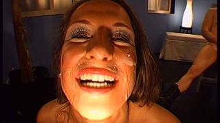GGG Celine Arschgefickt & Abgeschluckt scene 2-7